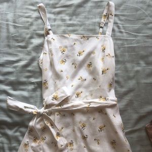 hollister yellow white floral skater dress